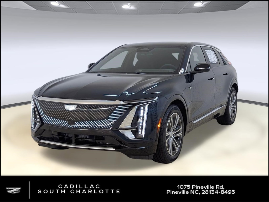 New 2026 CADILLAC LYRIQ Luxury SUV