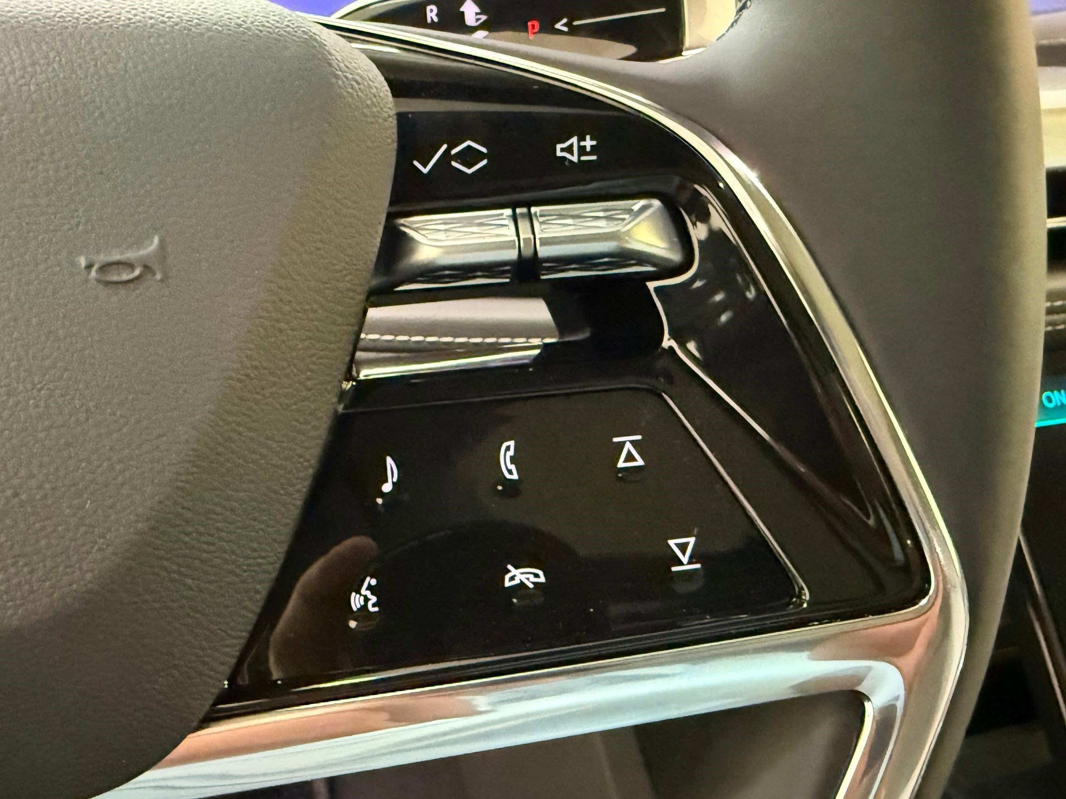 2026 Cadillac Escalade IQL Luxury - Photo 33
