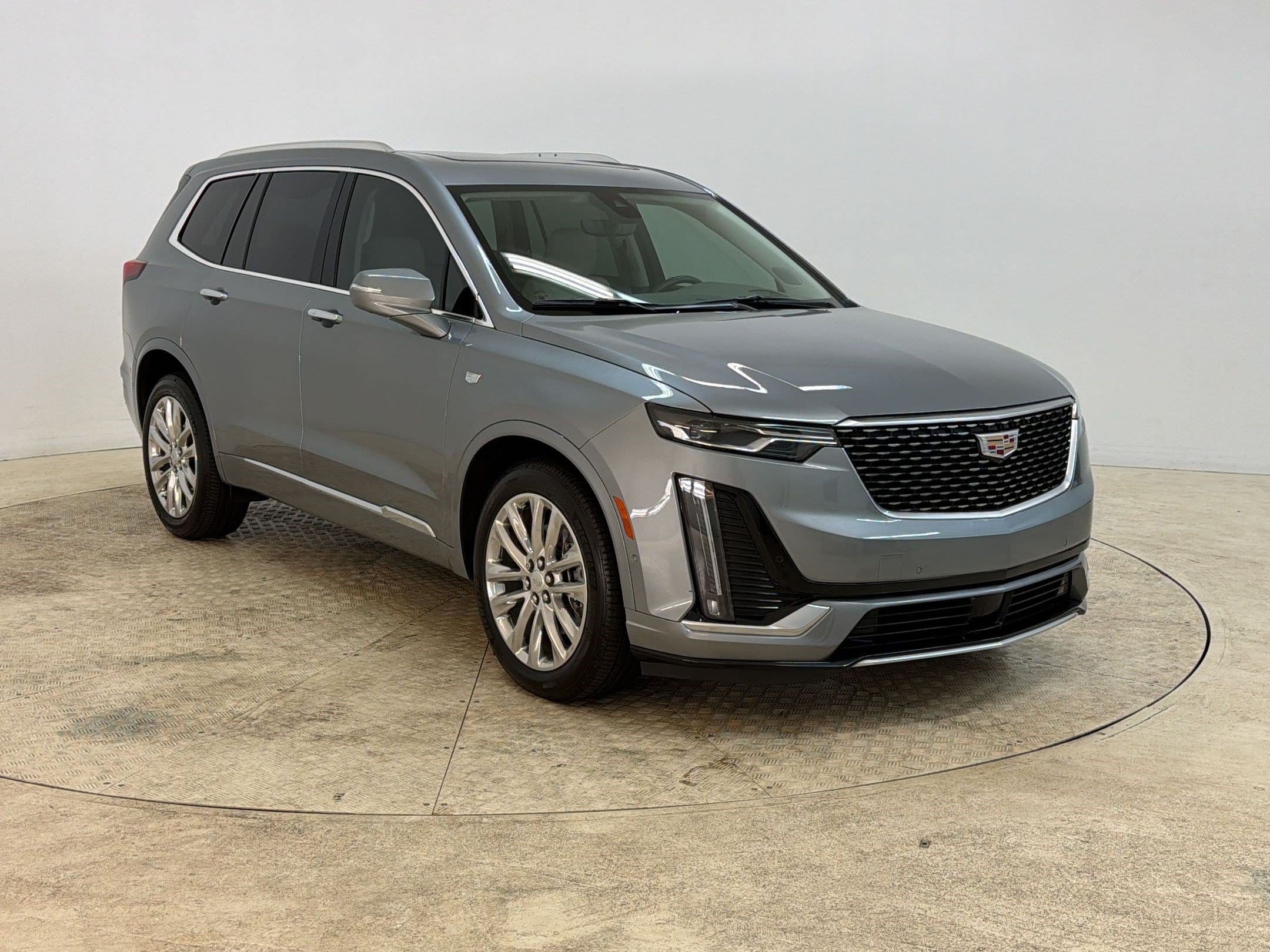 XT6 Premium Luxury SUV