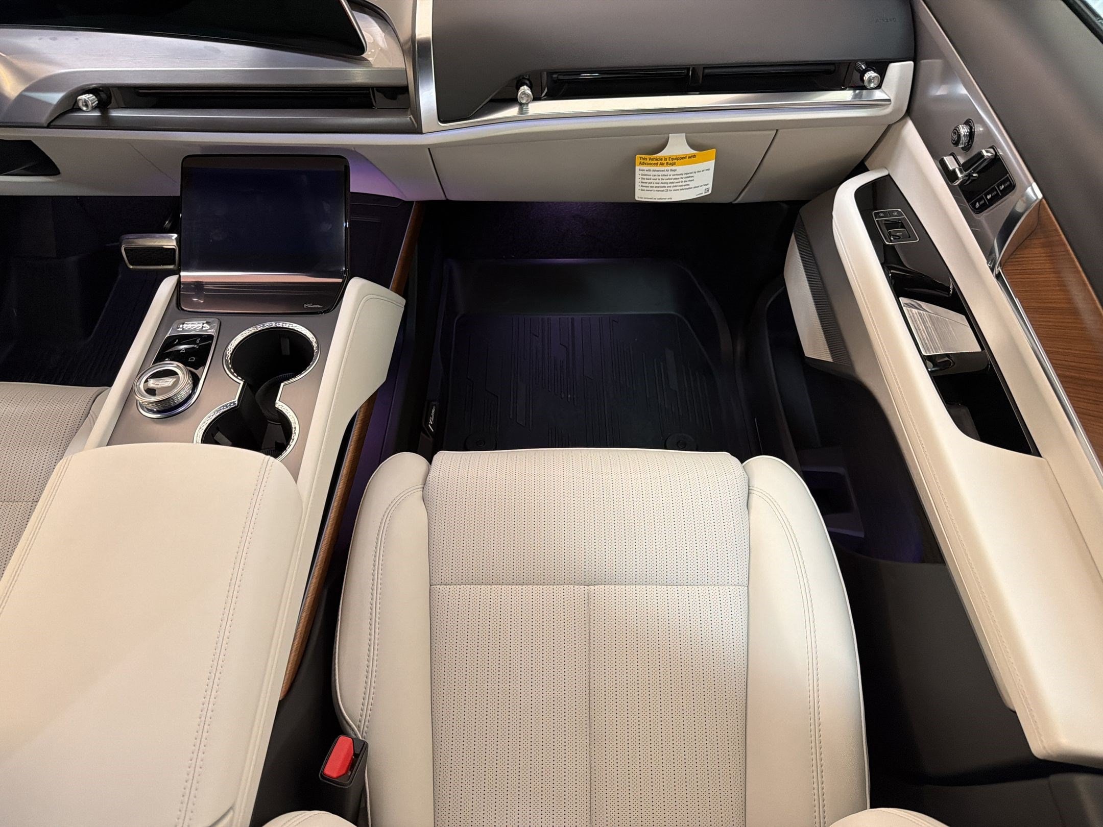 2027 Cadillac VISTIQ Sport - Photo 26
