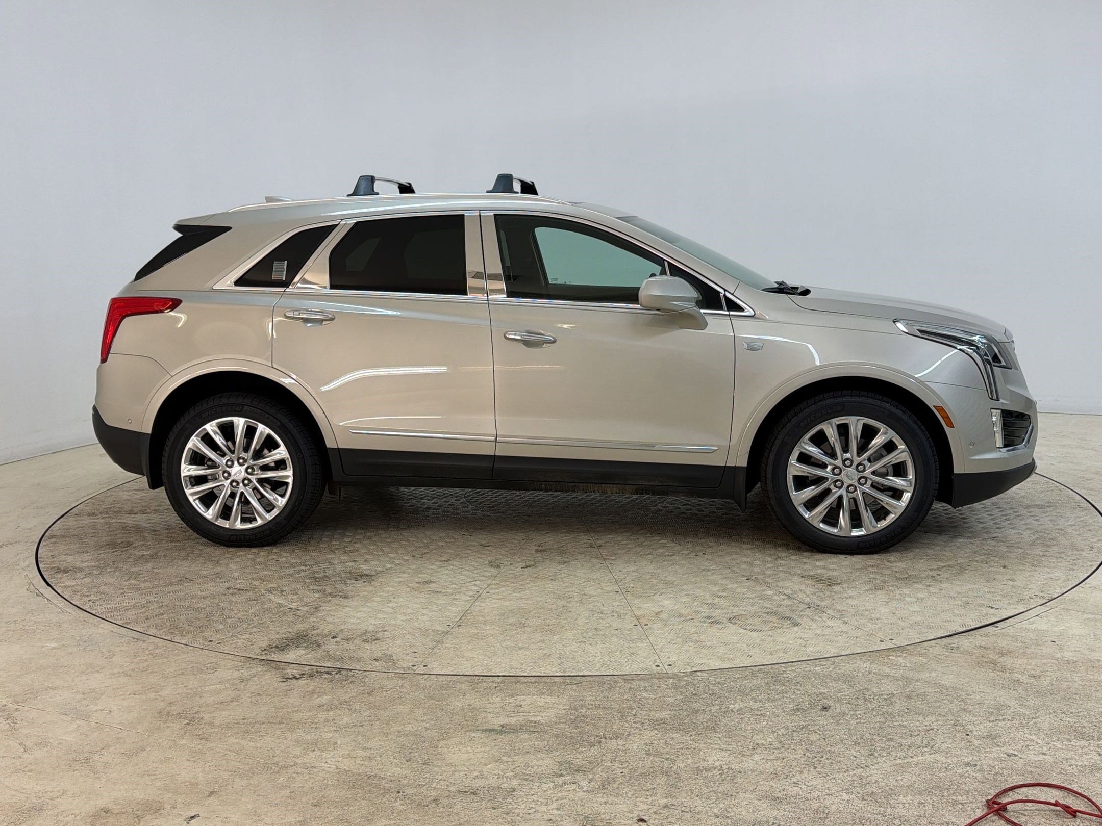 XT5 Platinum AWD SUV