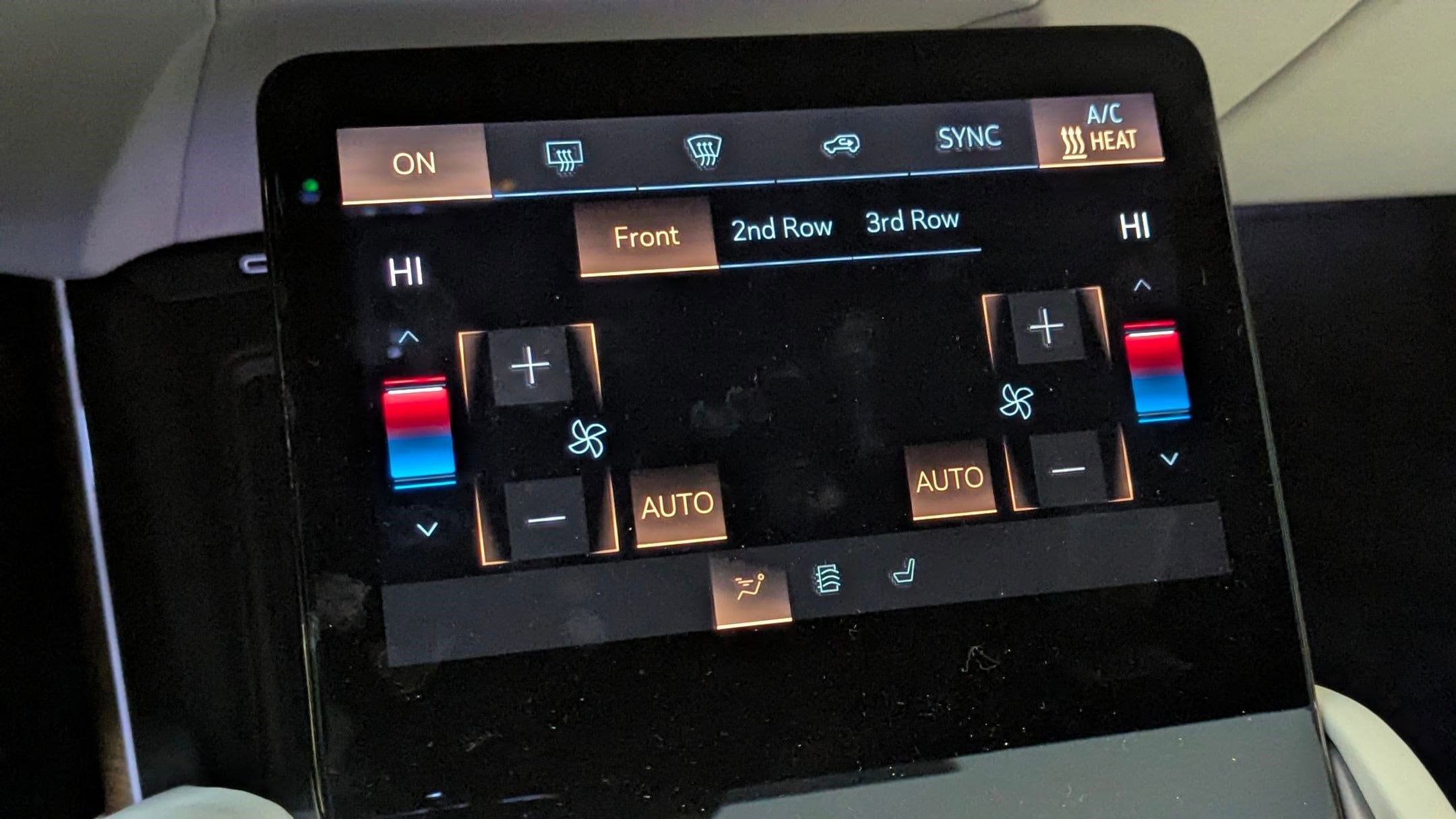 2026 Cadillac VISTIQ Sport - Photo 25