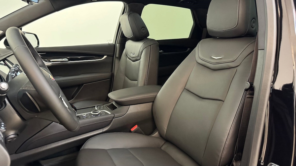 New 2026 CADILLAC XT5 Premium Luxury SUV