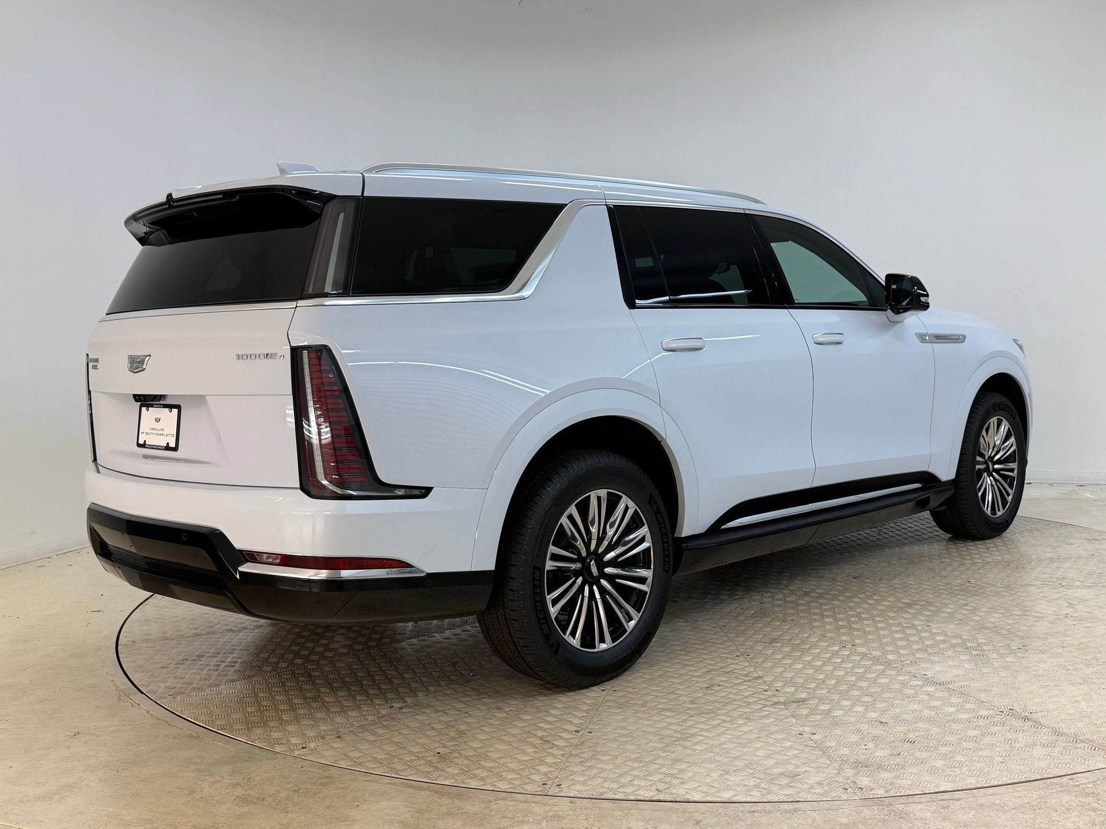 2026 Cadillac Escalade IQL Luxury - Photo 9