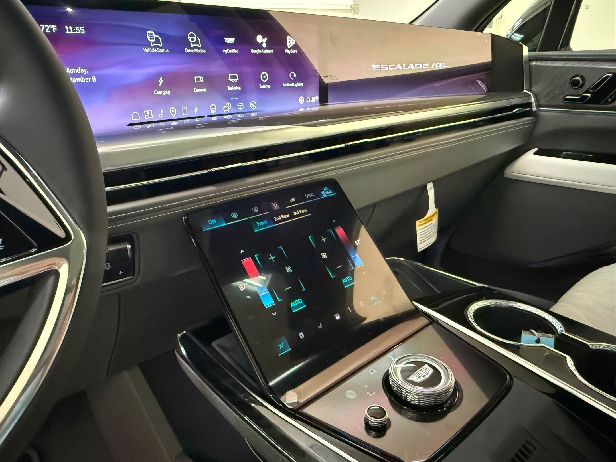 2026 Cadillac Escalade IQL Luxury - Photo 34