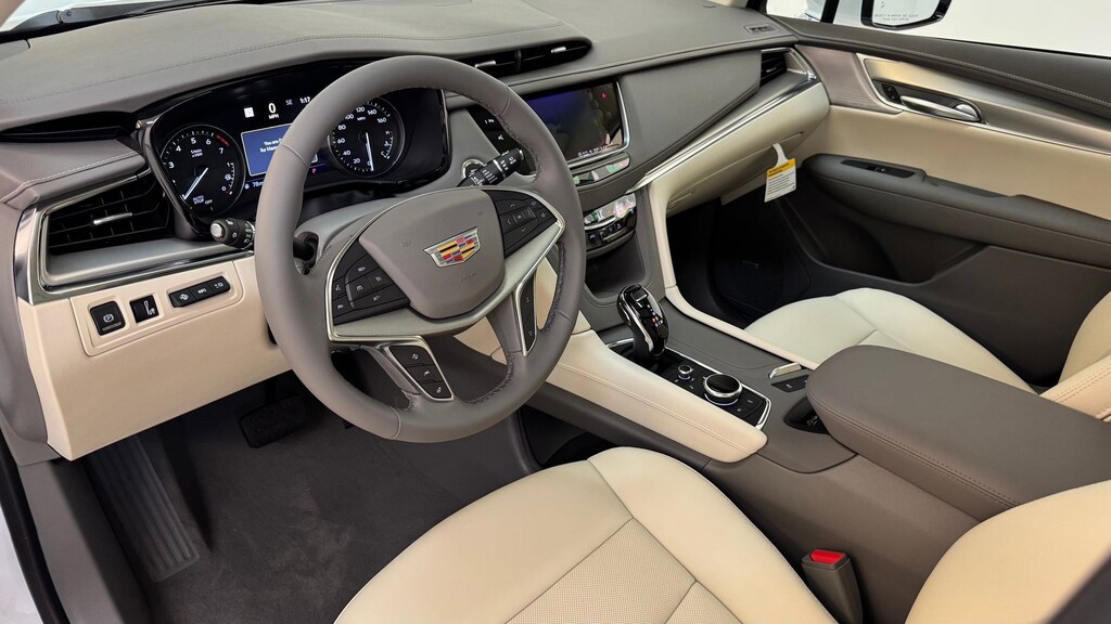 New 2026 CADILLAC XT5 Premium Luxury SUV
