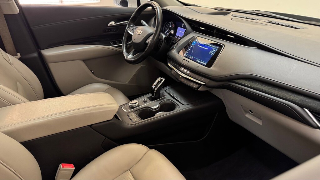 Used 2020 CADILLAC XT4 Premium Luxury SUV