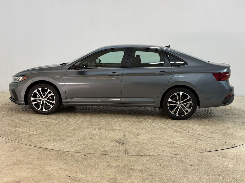 Used 2025 Volkswagen Jetta Sport