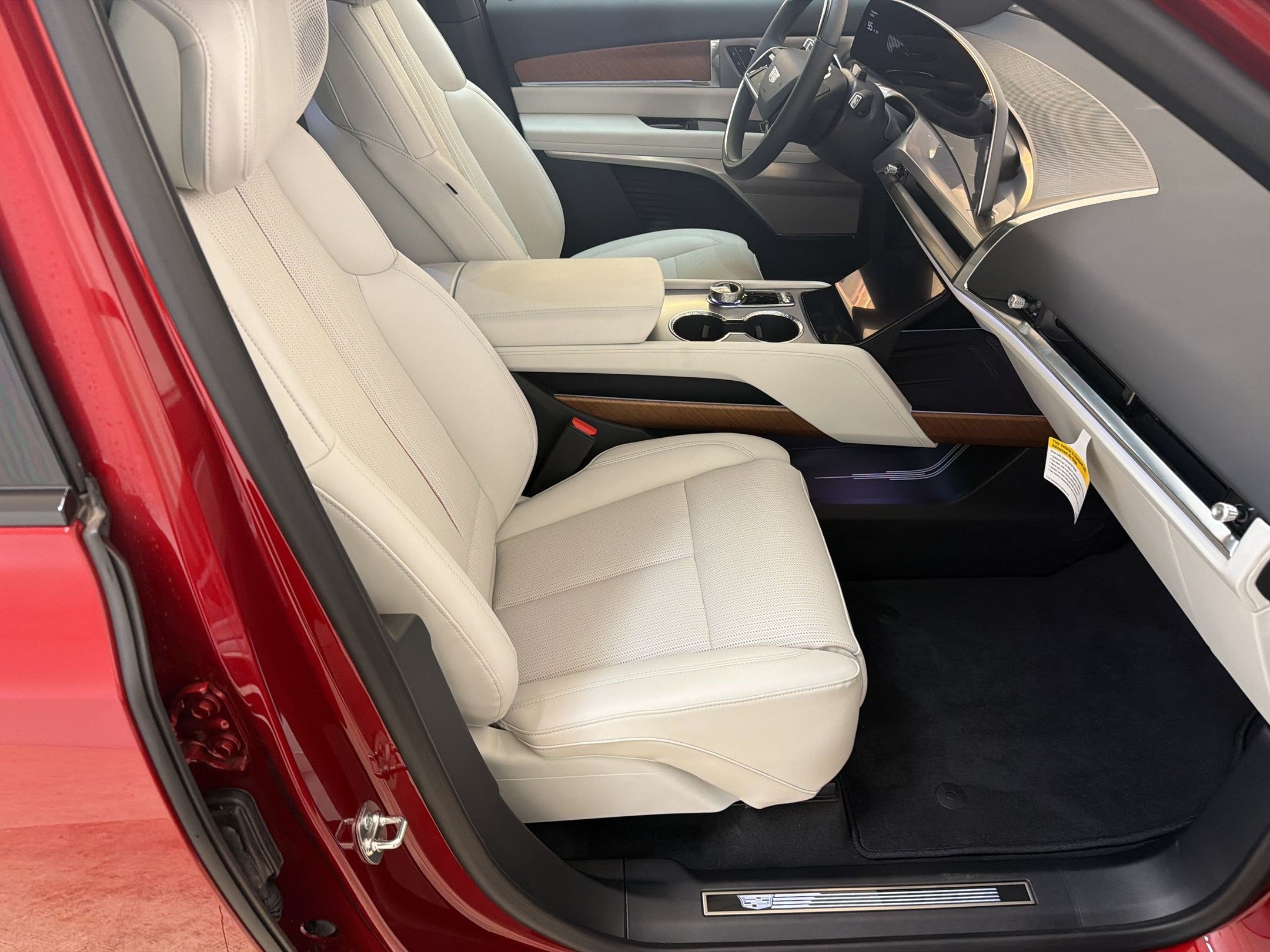 2026 Cadillac VISTIQ Luxury - Photo 29