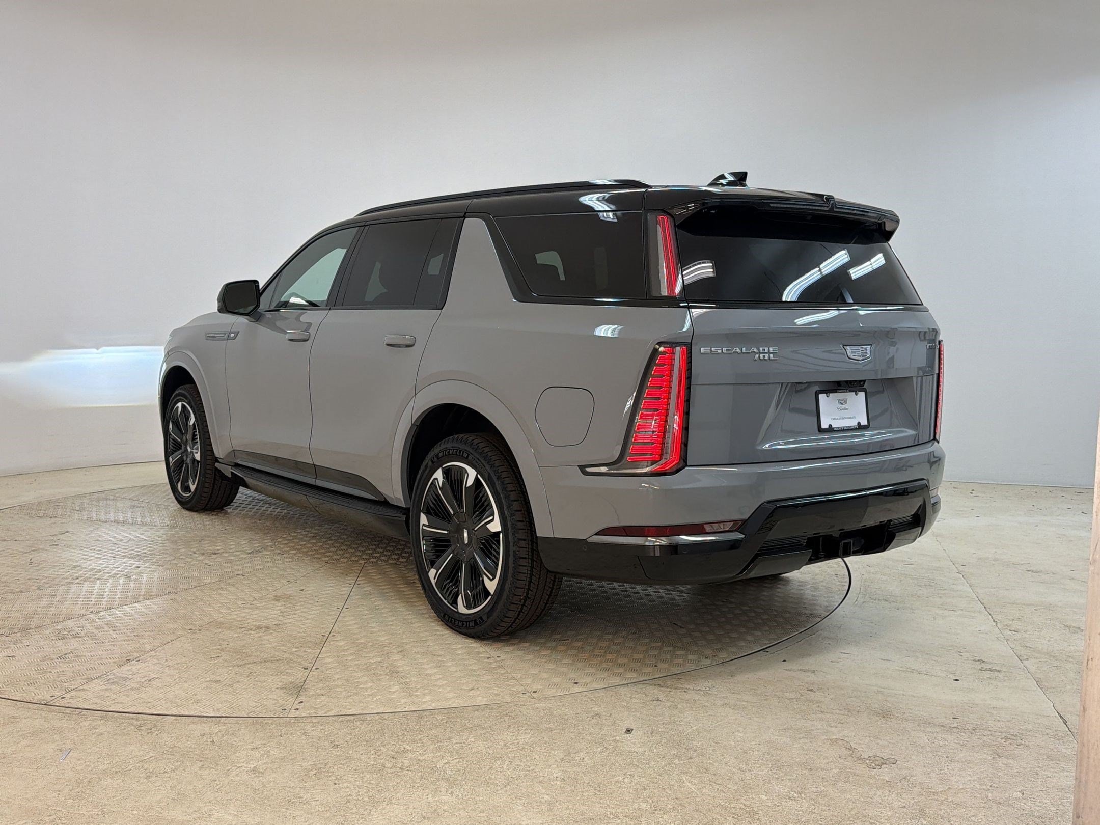 2026 Cadillac Escalade IQL Sport - Photo 3