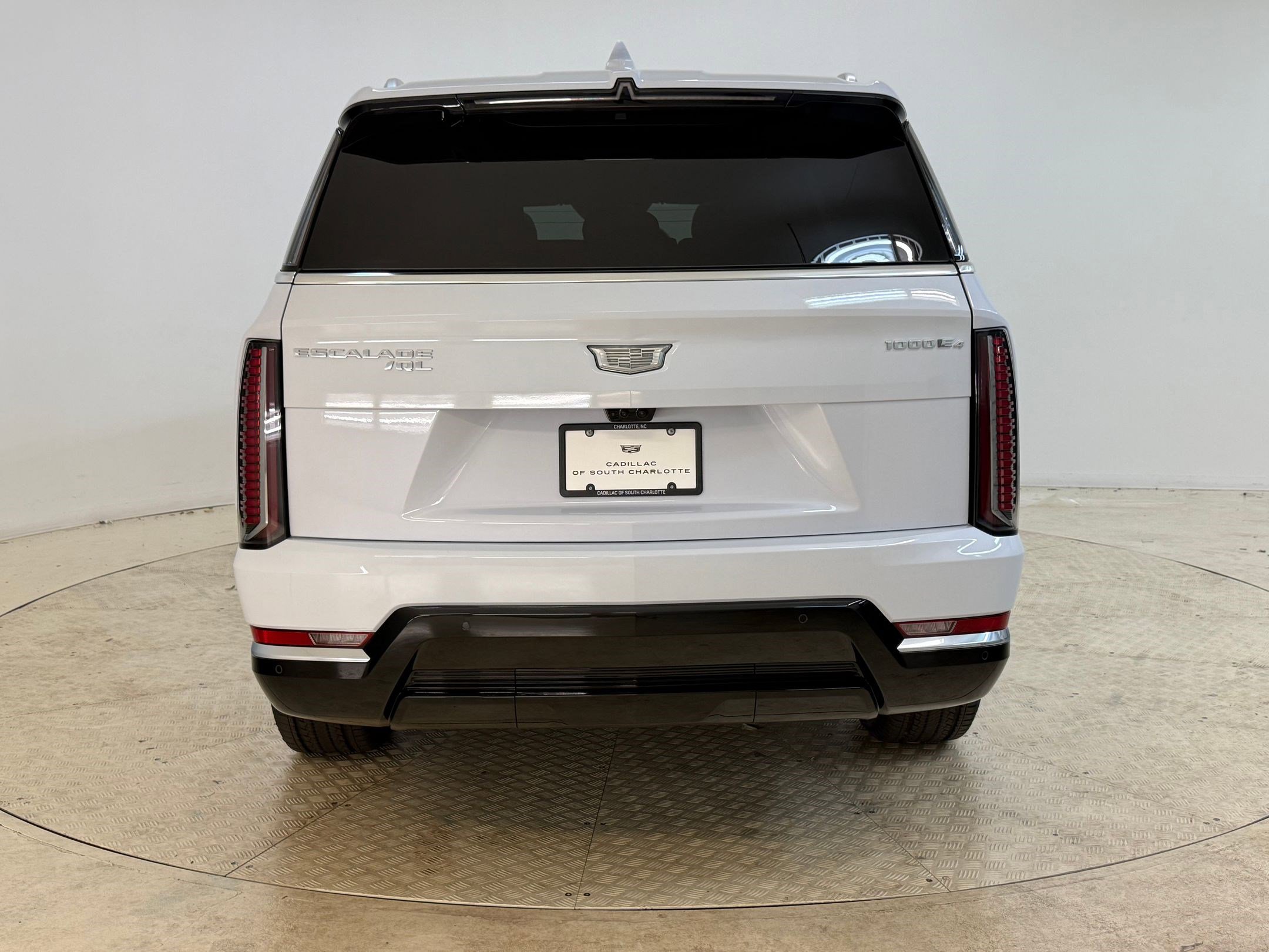 2026 Cadillac Escalade IQL Luxury - Photo 10