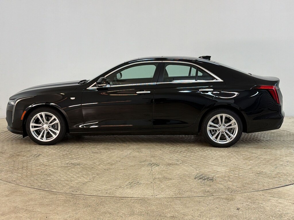 New 2026 CADILLAC CT4 Luxury Sedan
