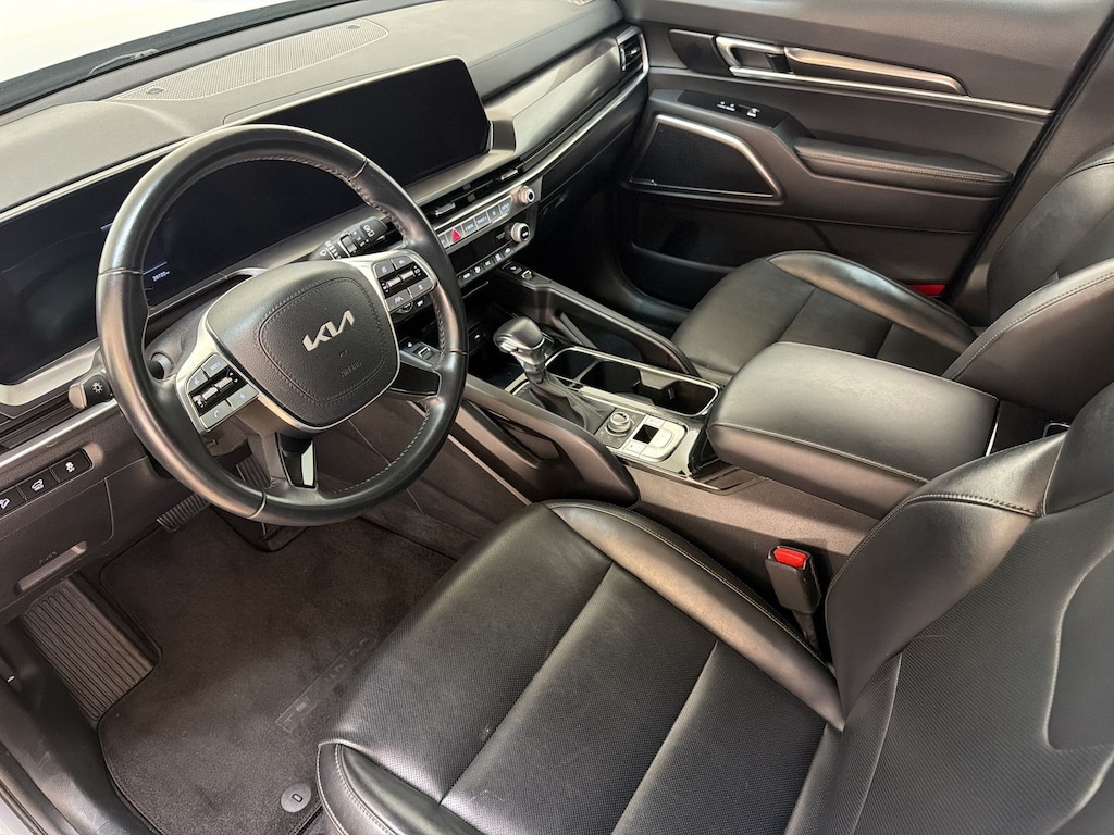 Used 2025 Kia Telluride S