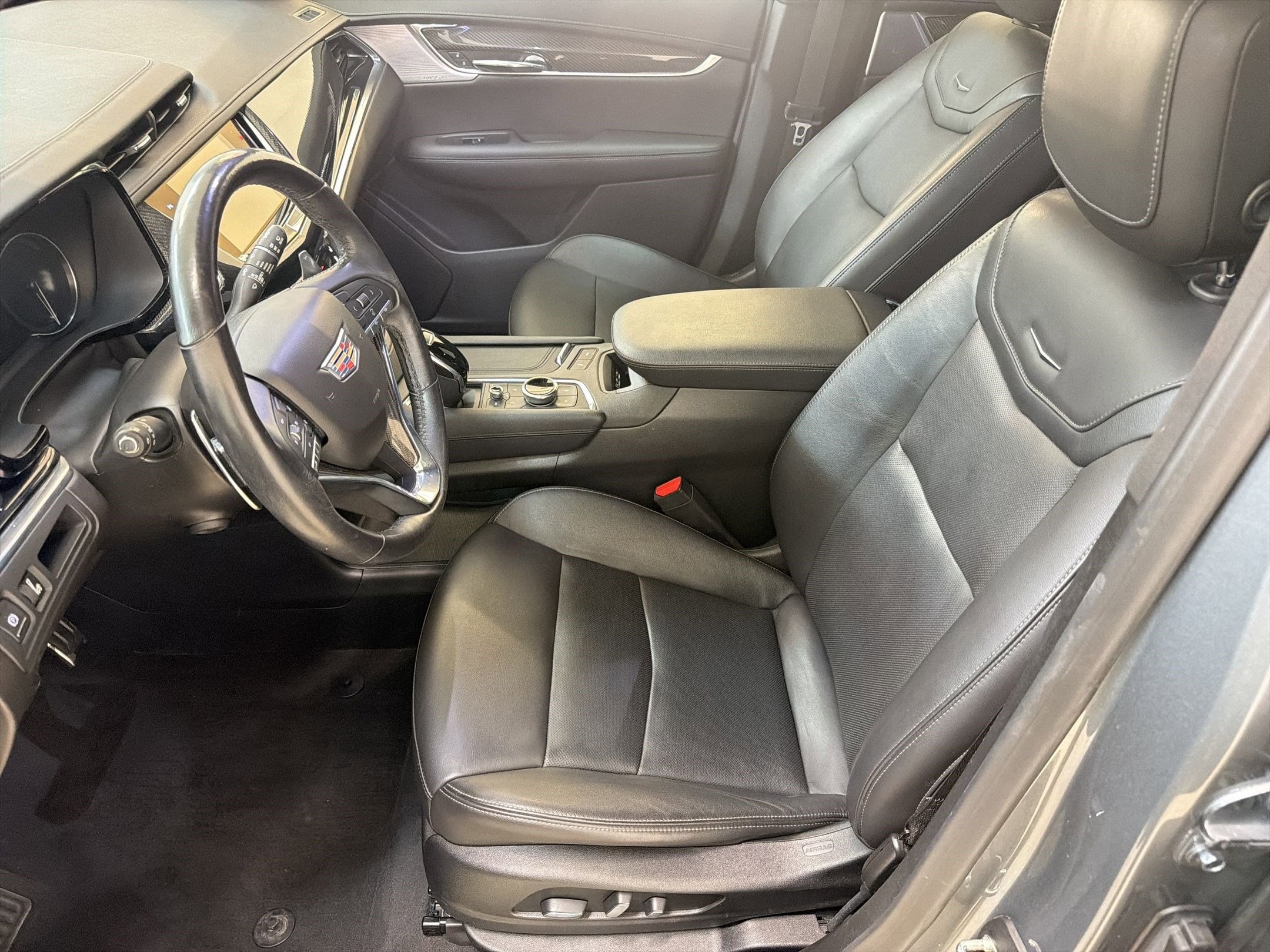 XT6 AWD Sport SUV