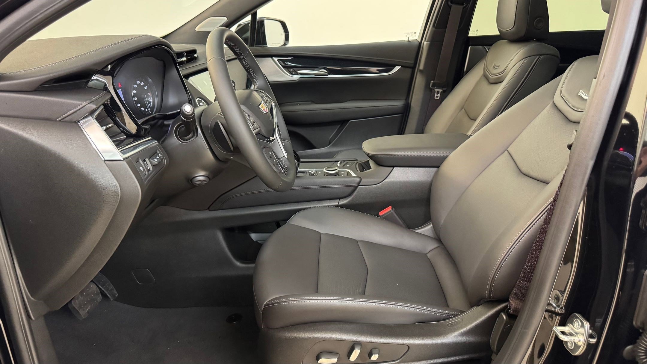 2025 Cadillac XT5 Premium Luxury - Photo 36