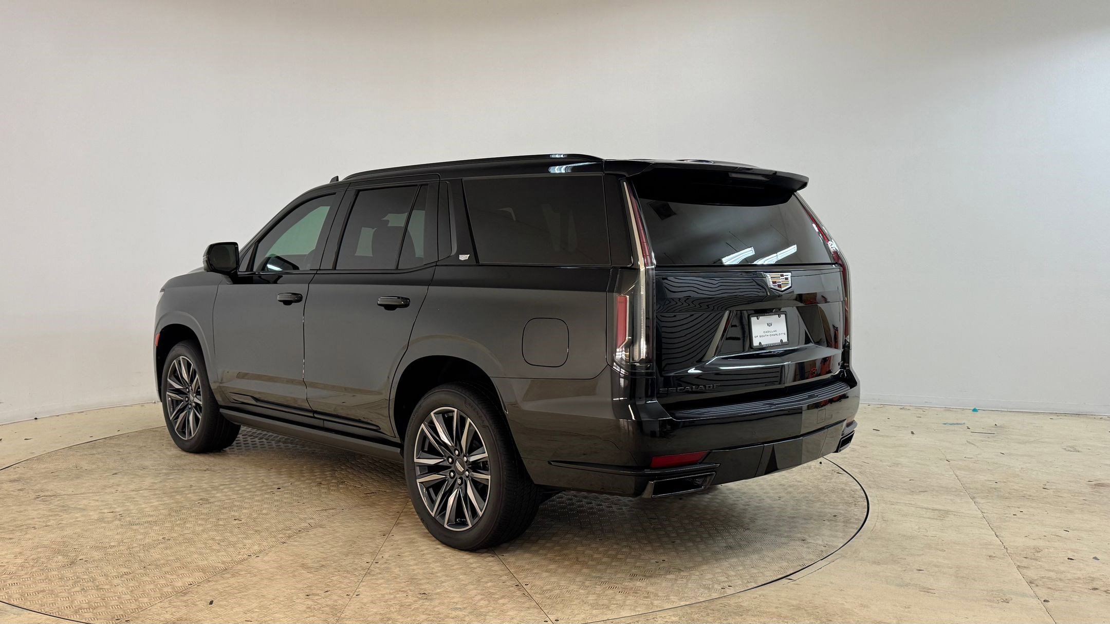 2023 Cadillac Escalade Sport photo 3