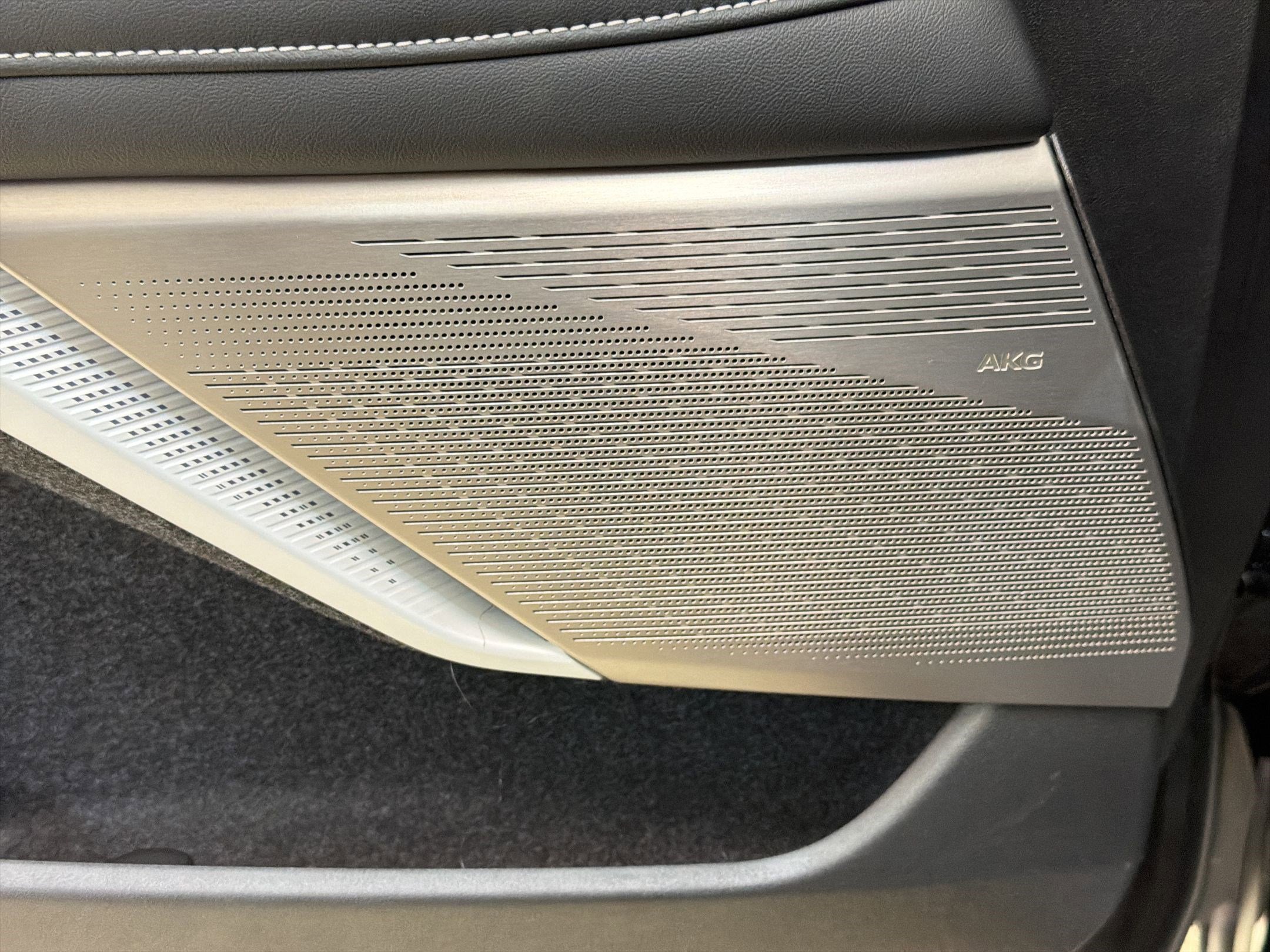 2026 Cadillac OPTIQ Sport - Photo 19