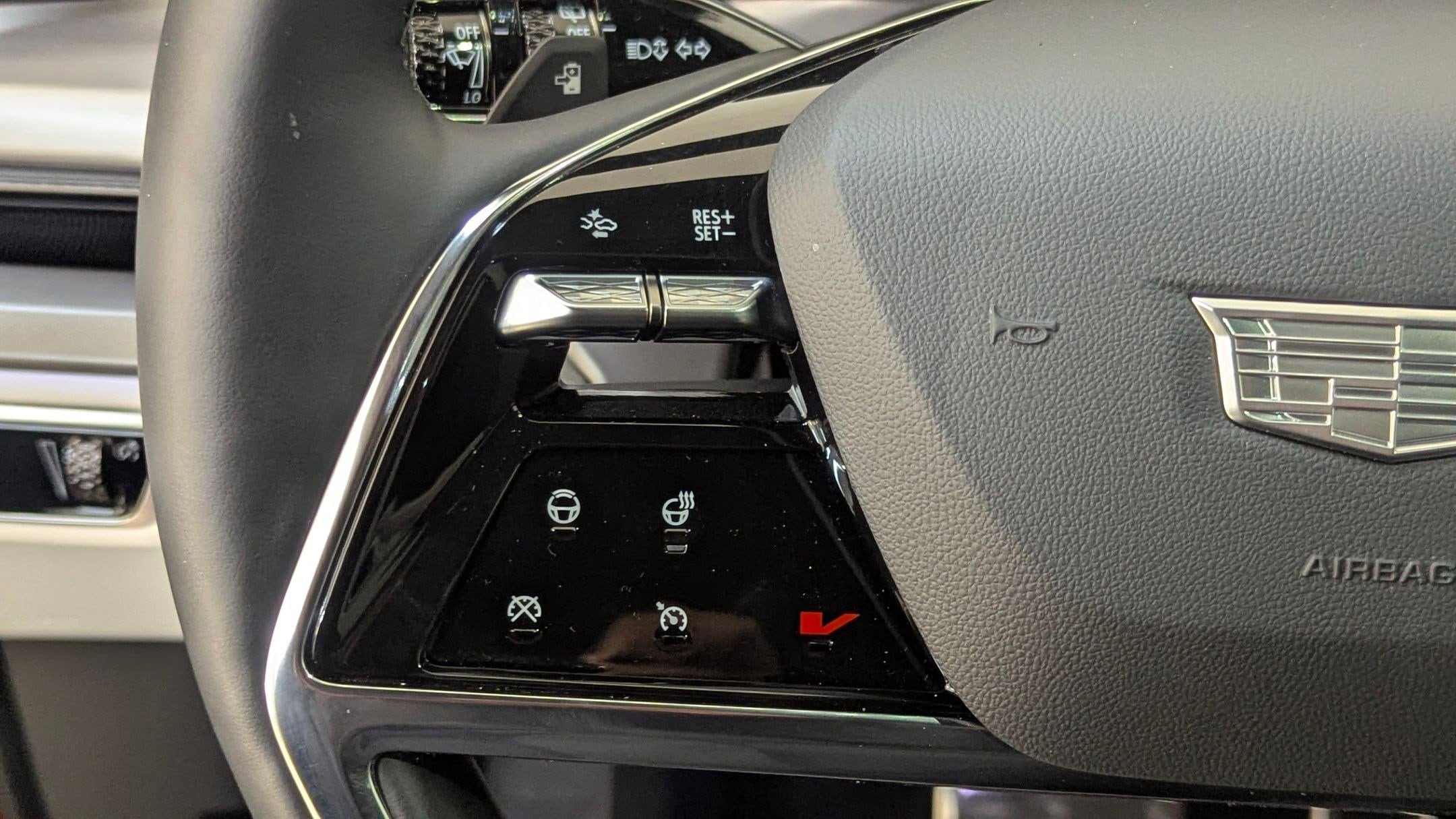 2026 Cadillac VISTIQ Sport - Photo 16