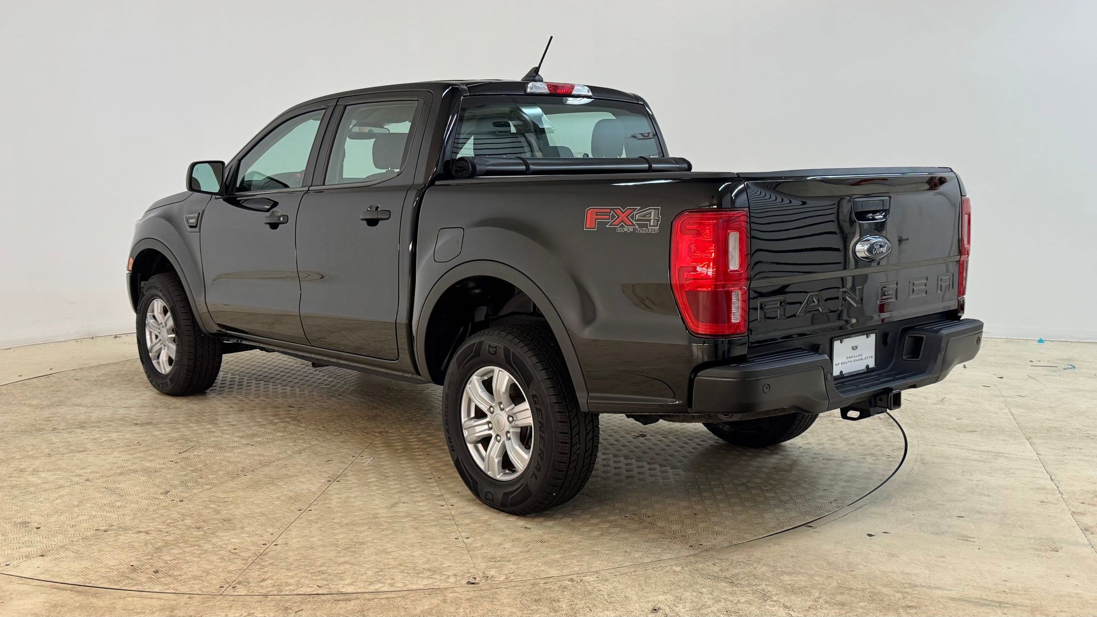 2022 Ford Ranger XL photo 2