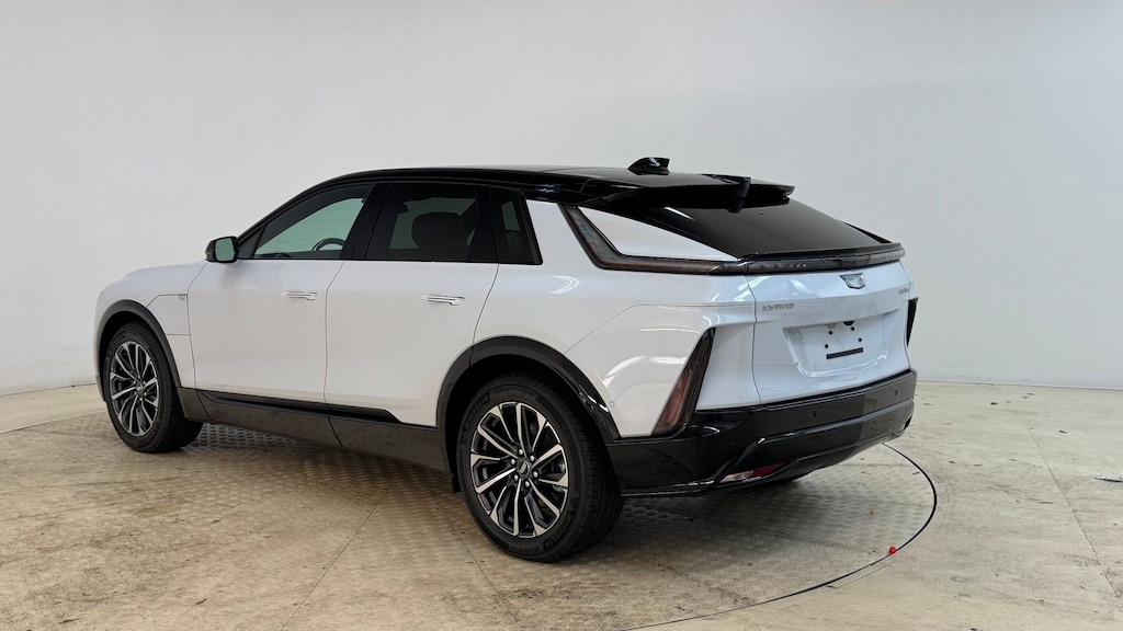 New 2026 CADILLAC LYRIQ Sport SUV