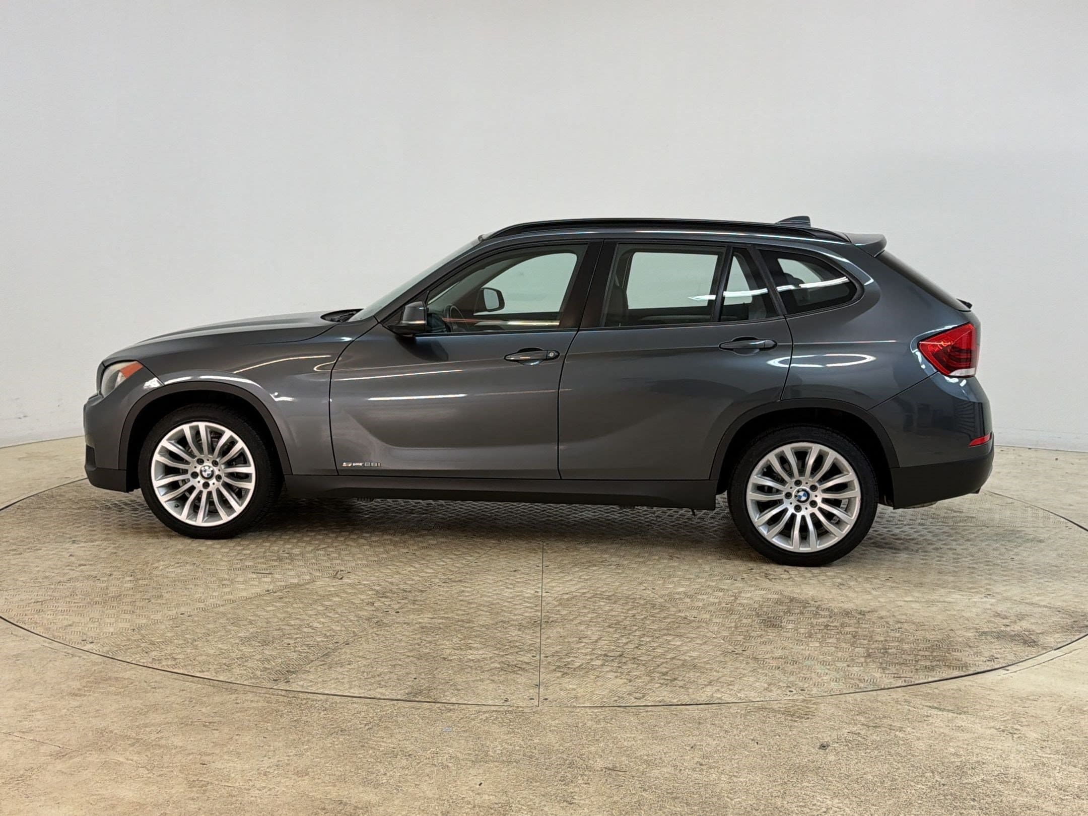 Used 2013 BMW X1 28i with VIN WBAVM1C58DVW46464 for sale in Pineville, NC