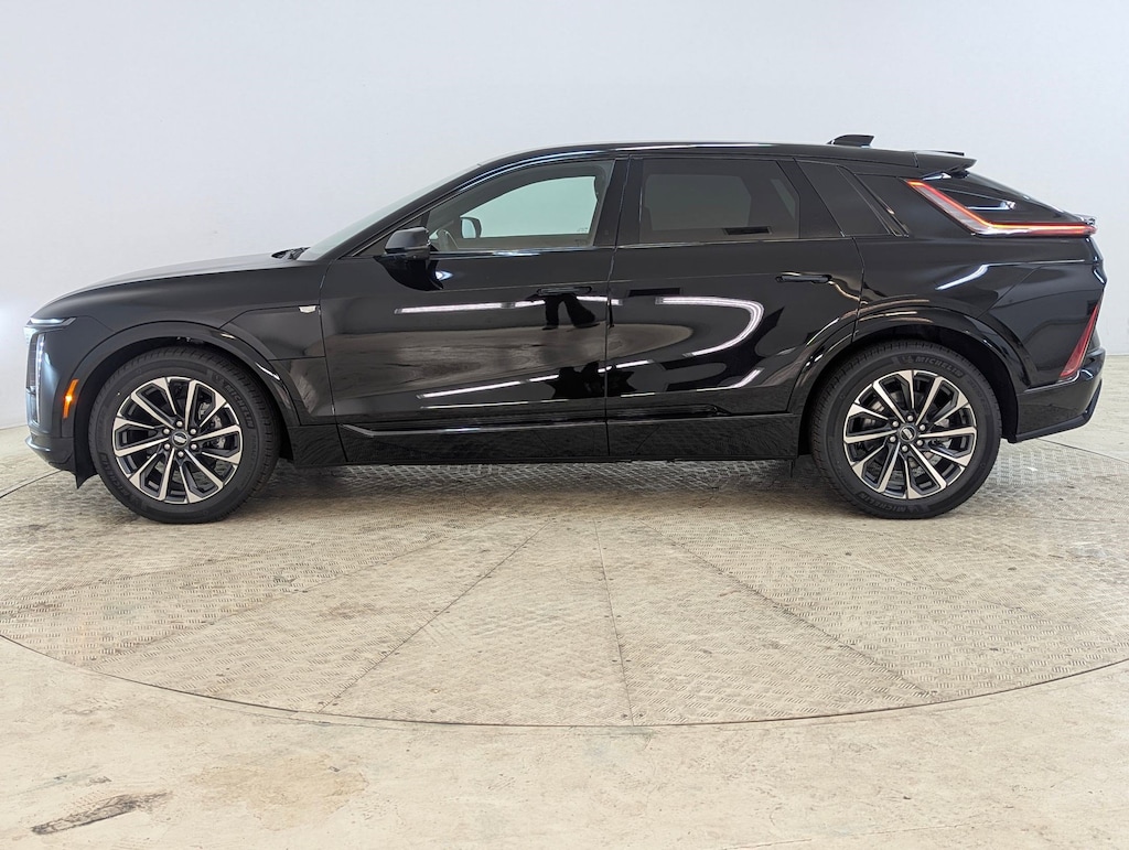 New 2026 CADILLAC LYRIQ Premium Sport SUV