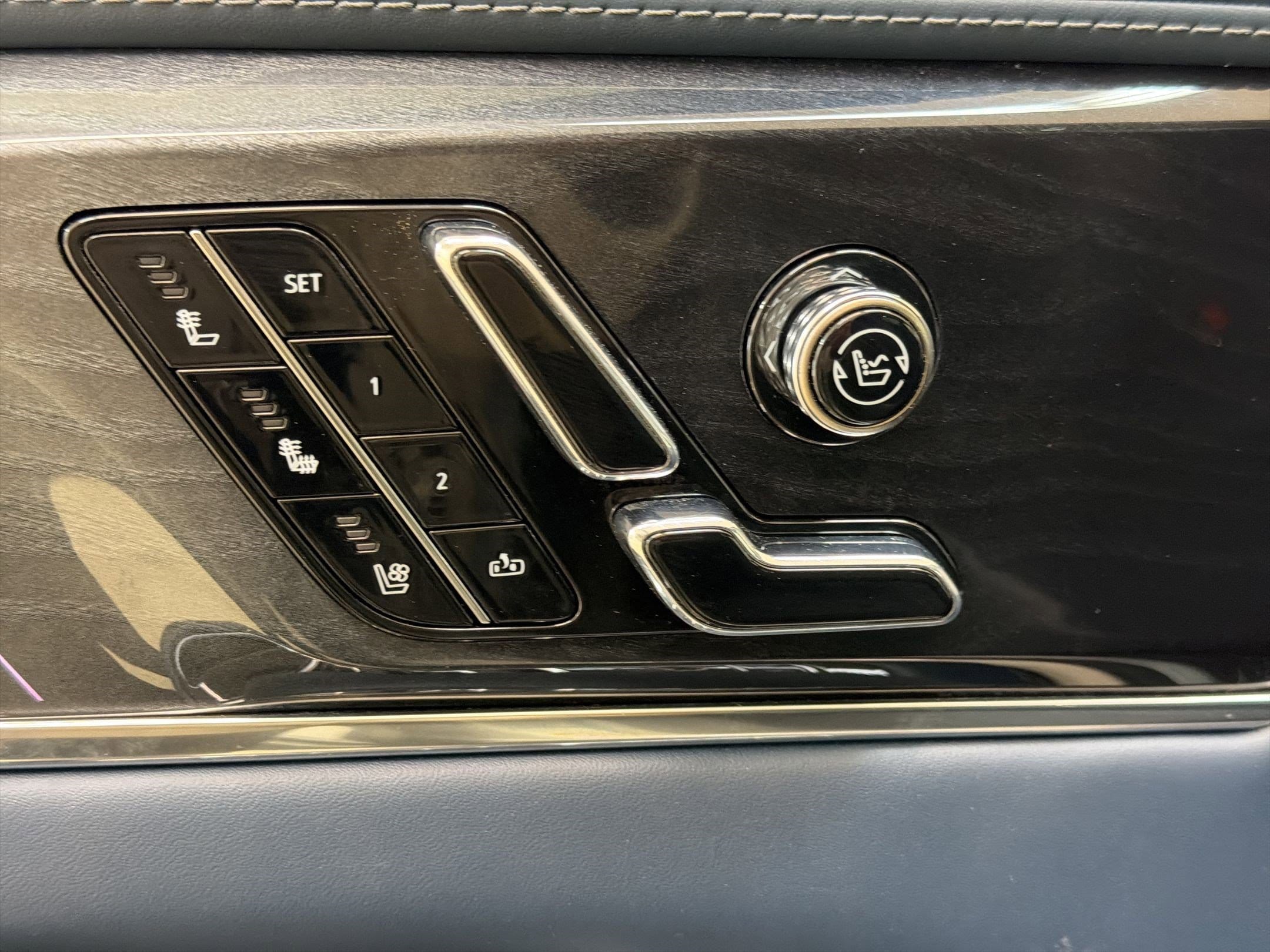 2025 Cadillac Escalade IQ Sport 2 - Photo 13