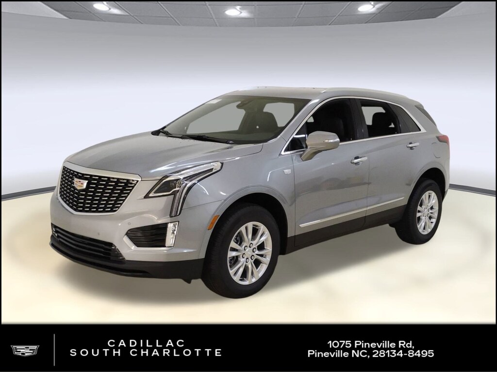 New 2025 CADILLAC XT5 Luxury SUV