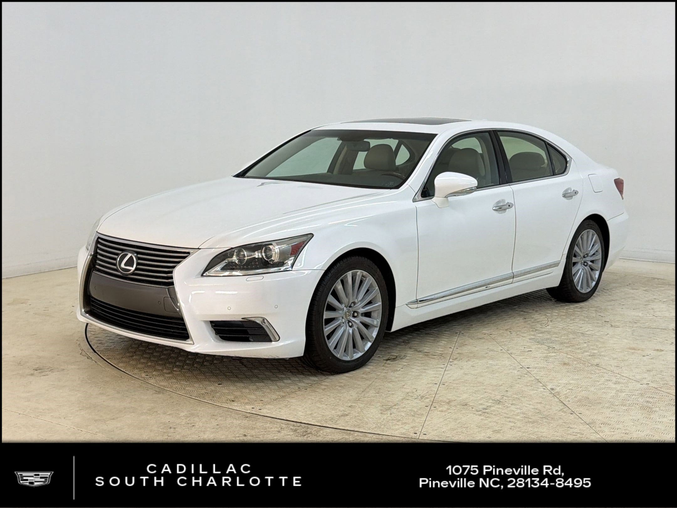 2014 Lexus LS 500 460's photo