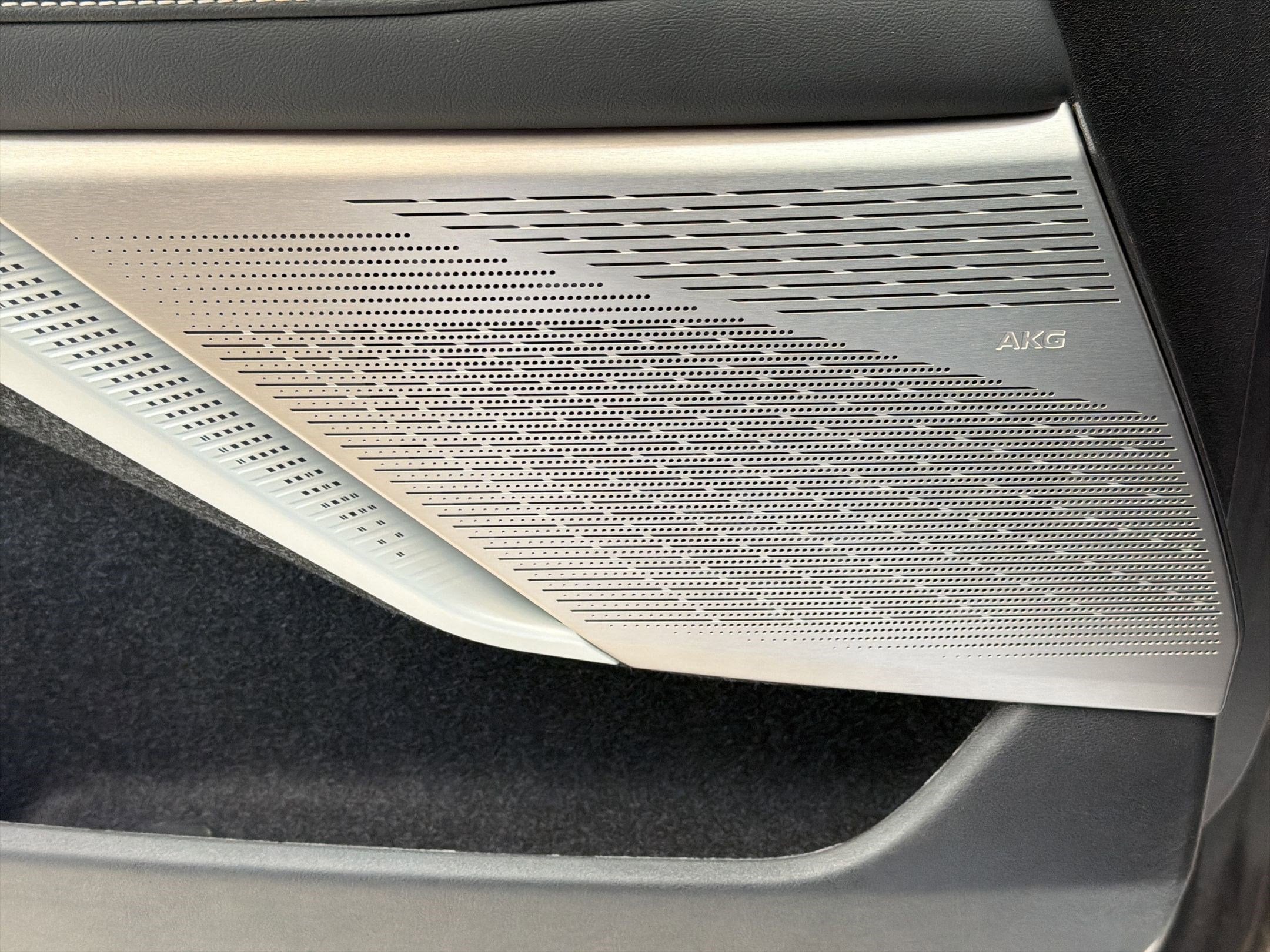 2025 Cadillac OPTIQ Luxury 1 - Photo 18