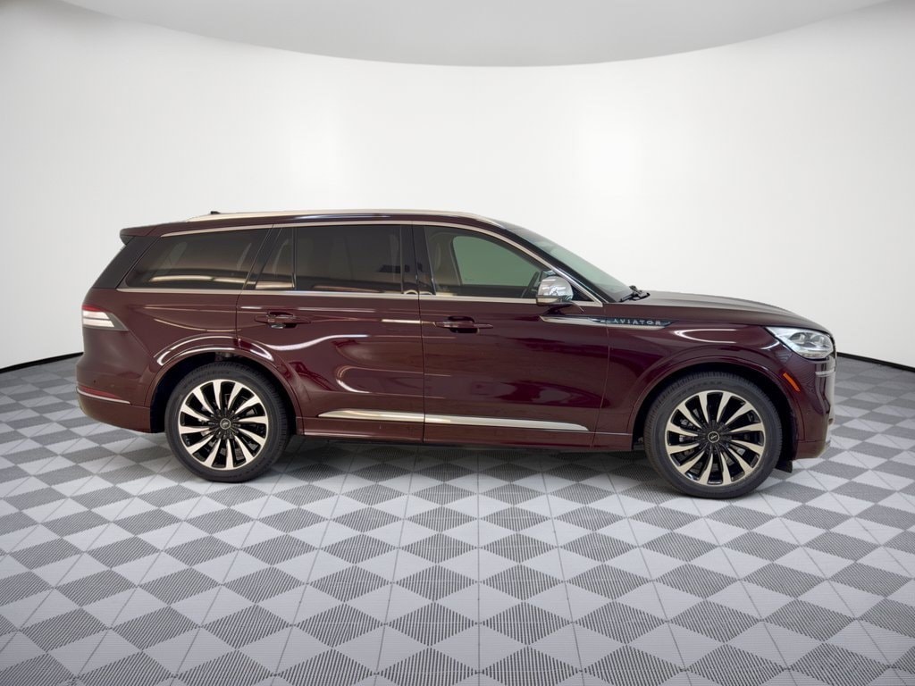 2022 Lincoln Aviator Black Label Grand Touring