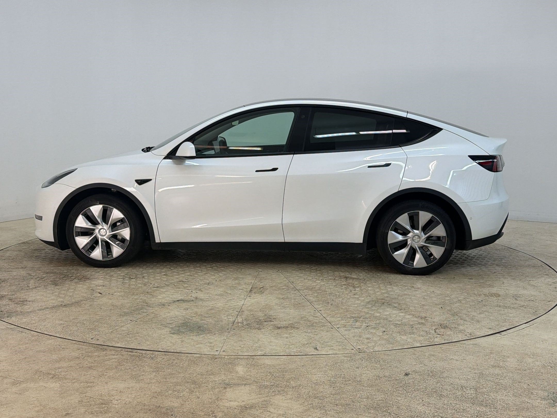 Used 2022 Tesla Model Y Long Range with VIN 7SAYGDEE9NF360874 for sale in Pineville, NC