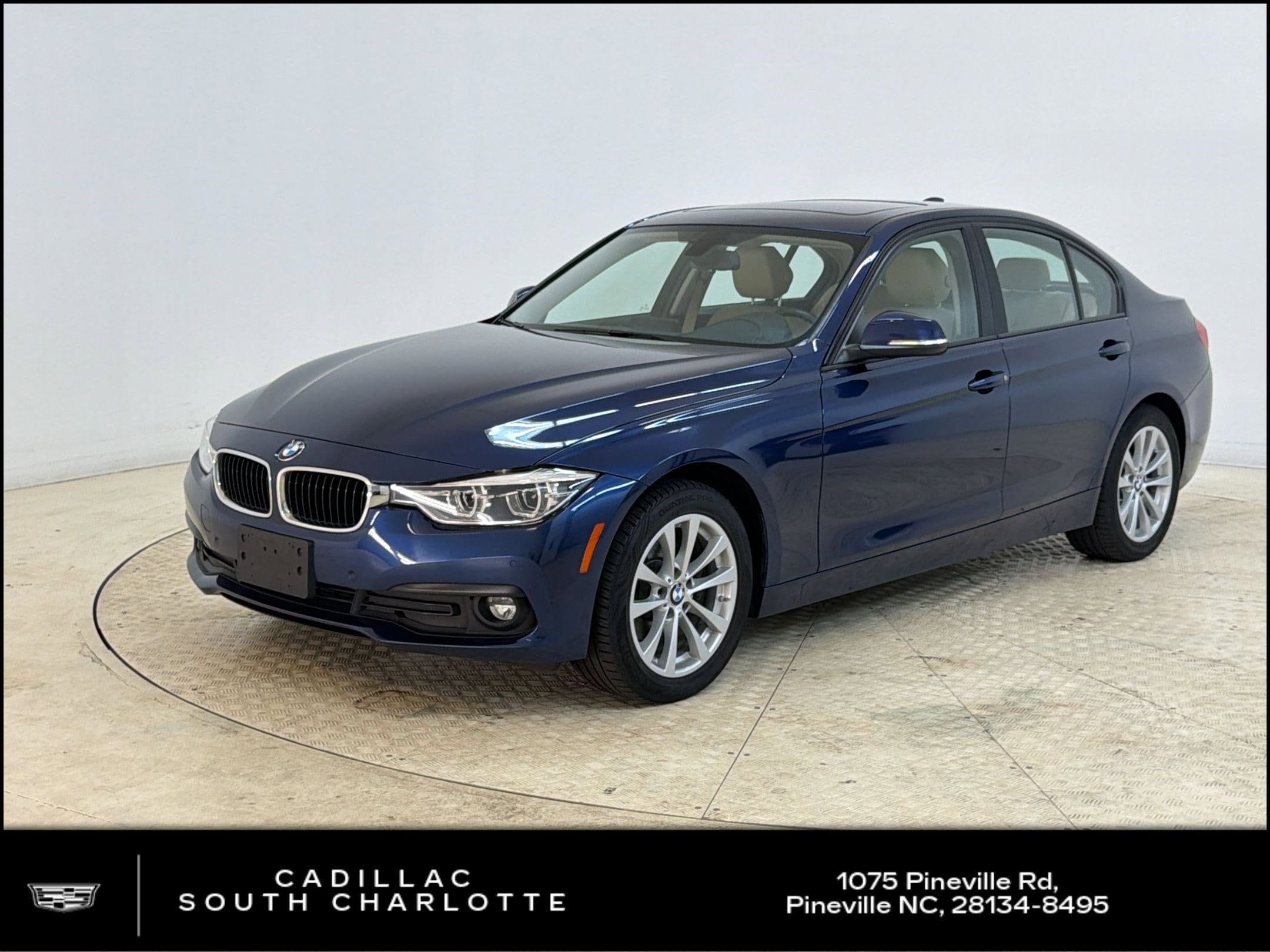 2018 BMW 3 Series 320i xDrive Sedan's photo