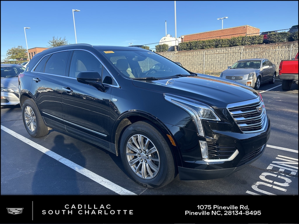 Used 2017 CADILLAC XT5 Luxury FWD SUV