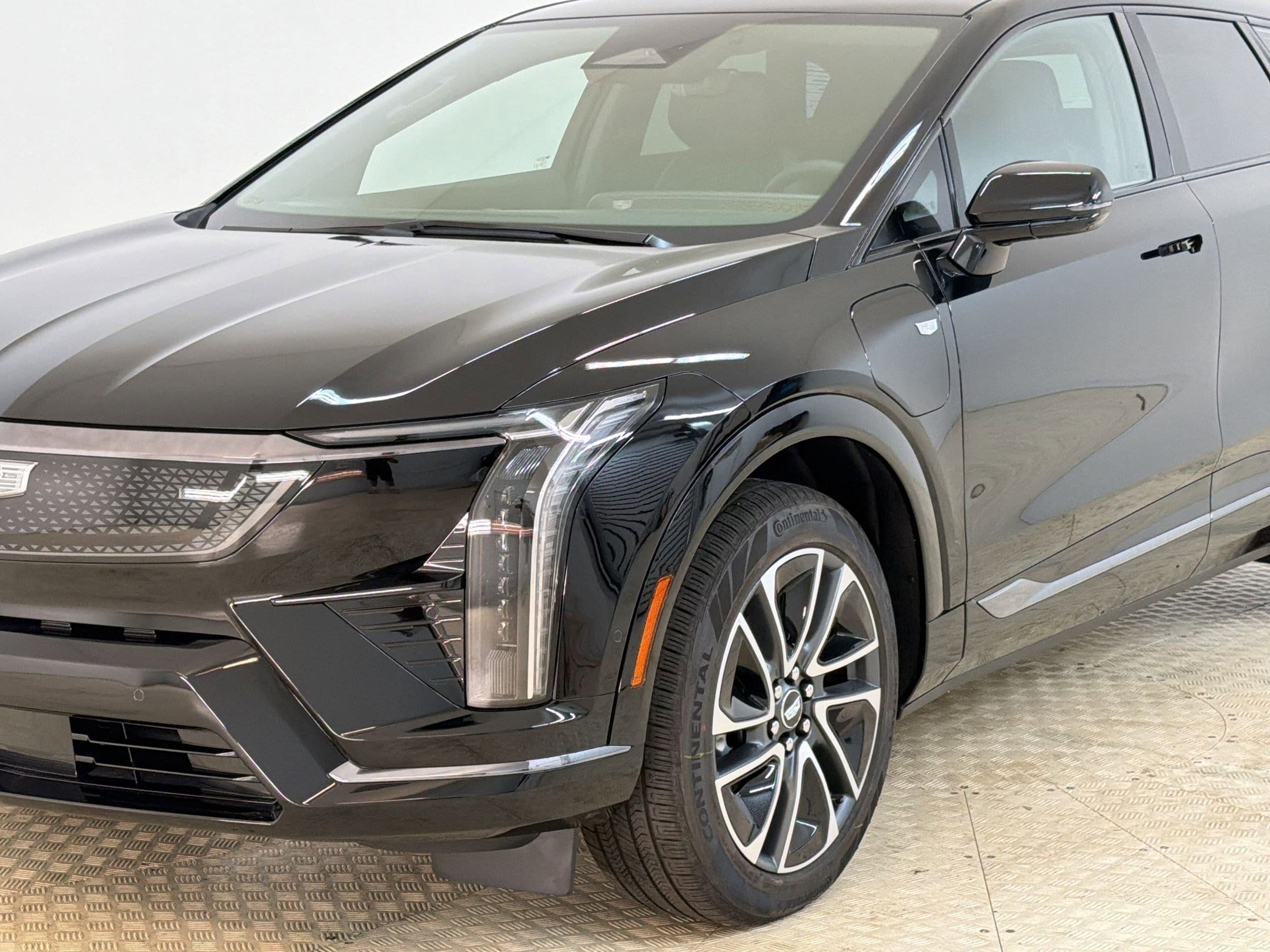 2026 Cadillac OPTIQ Sport - Photo 18