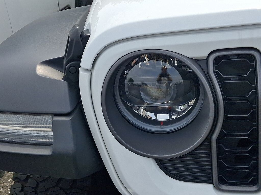 Used 2025 Jeep Wrangler Rubicon SUV