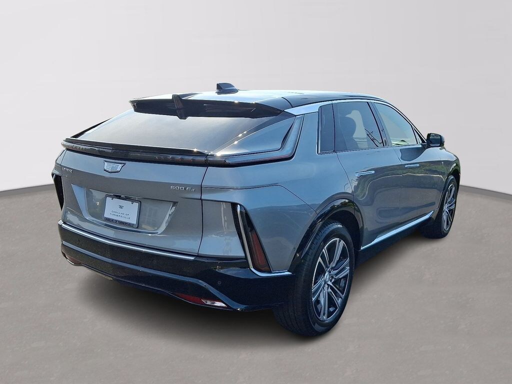 New 2026 CADILLAC LYRIQ Luxury SUV