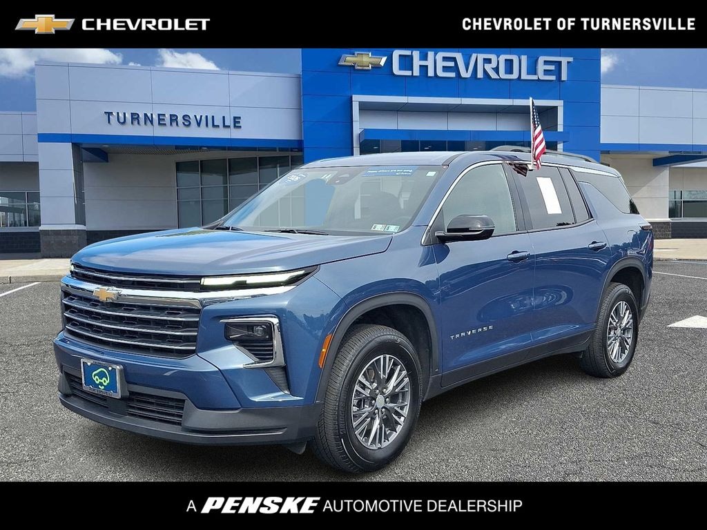 Certified 2026 Chevrolet Traverse LT SUV