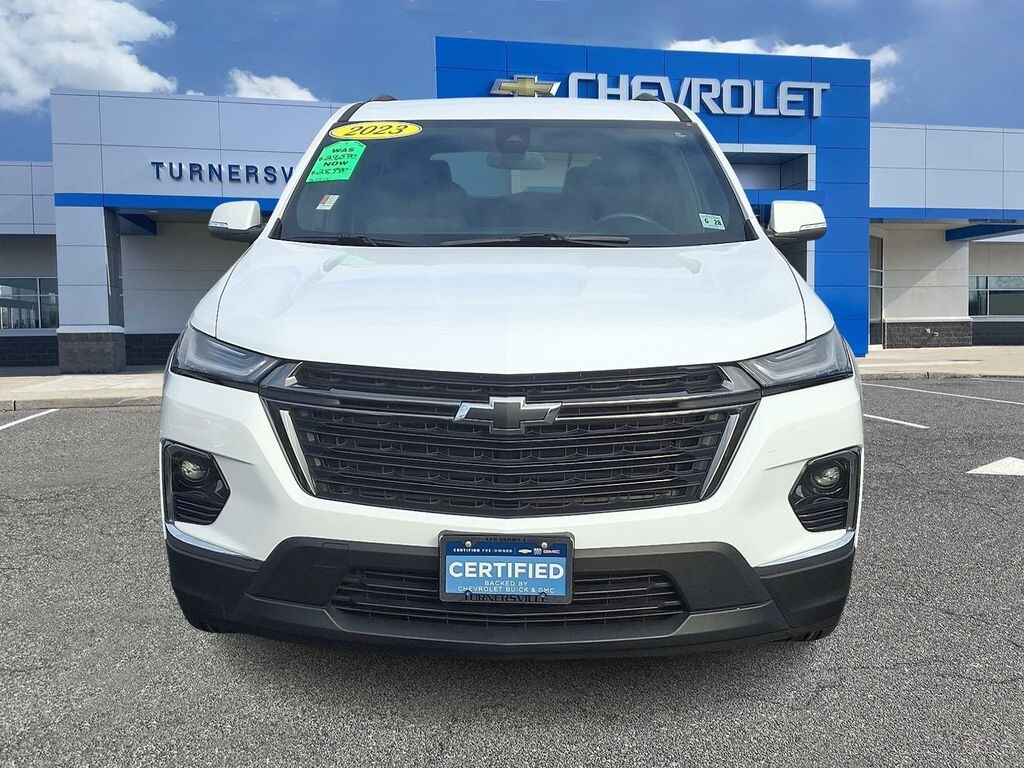 Certified 2023 Chevrolet Traverse LT Cloth w/1LT SUV
