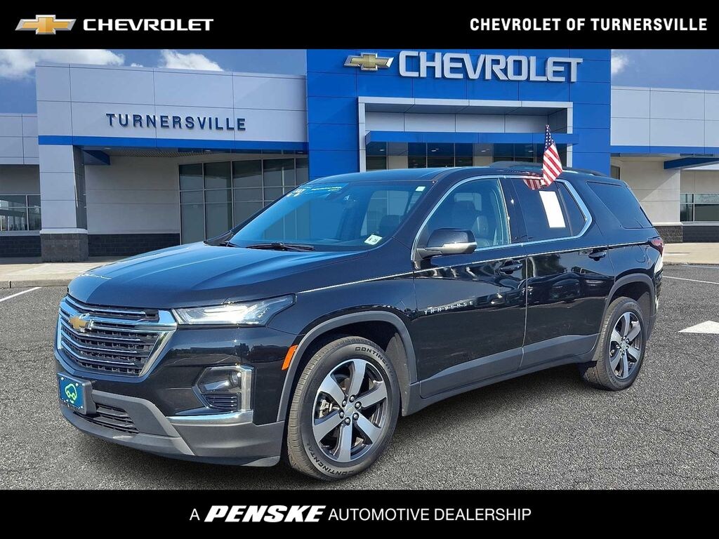 Certified 2023 Chevrolet Traverse LT Leather SUV