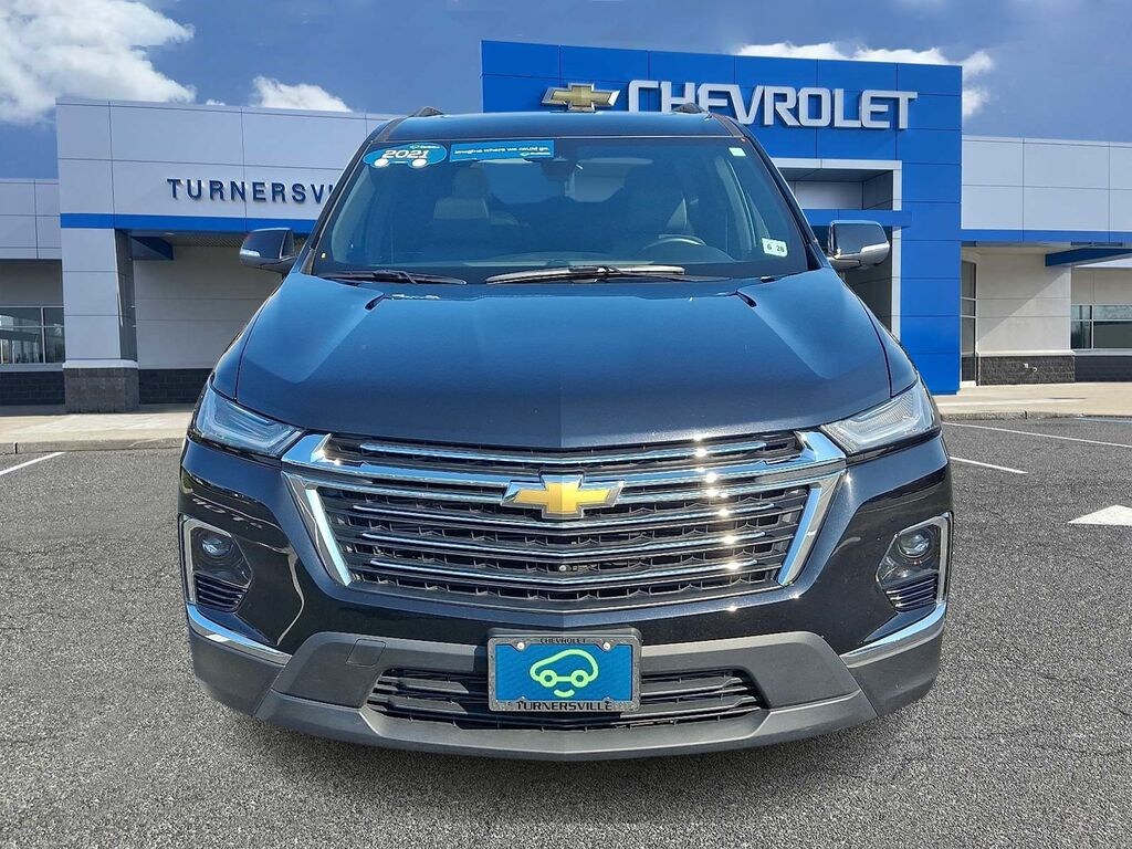 Certified 2023 Chevrolet Traverse LT Leather SUV