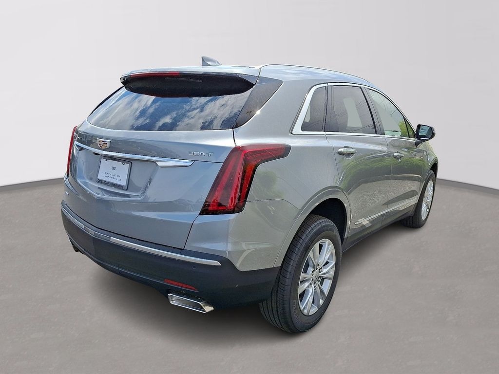 New 2026 CADILLAC XT5 Luxury SUV