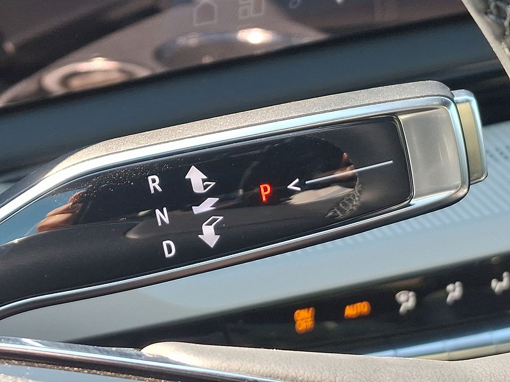 2027 Cadillac OPTIQ Luxury - Photo 7
