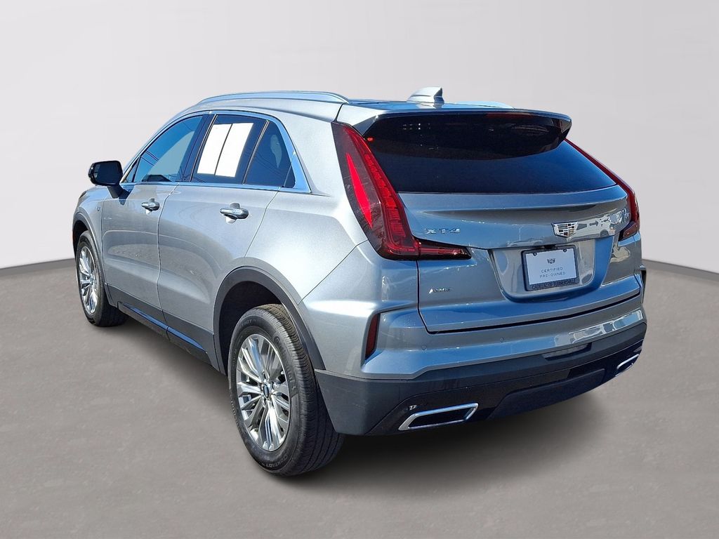 2025 Cadillac XT4 Premium Luxury - Photo 4