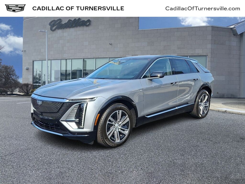 New 2026 CADILLAC LYRIQ Luxury SUV