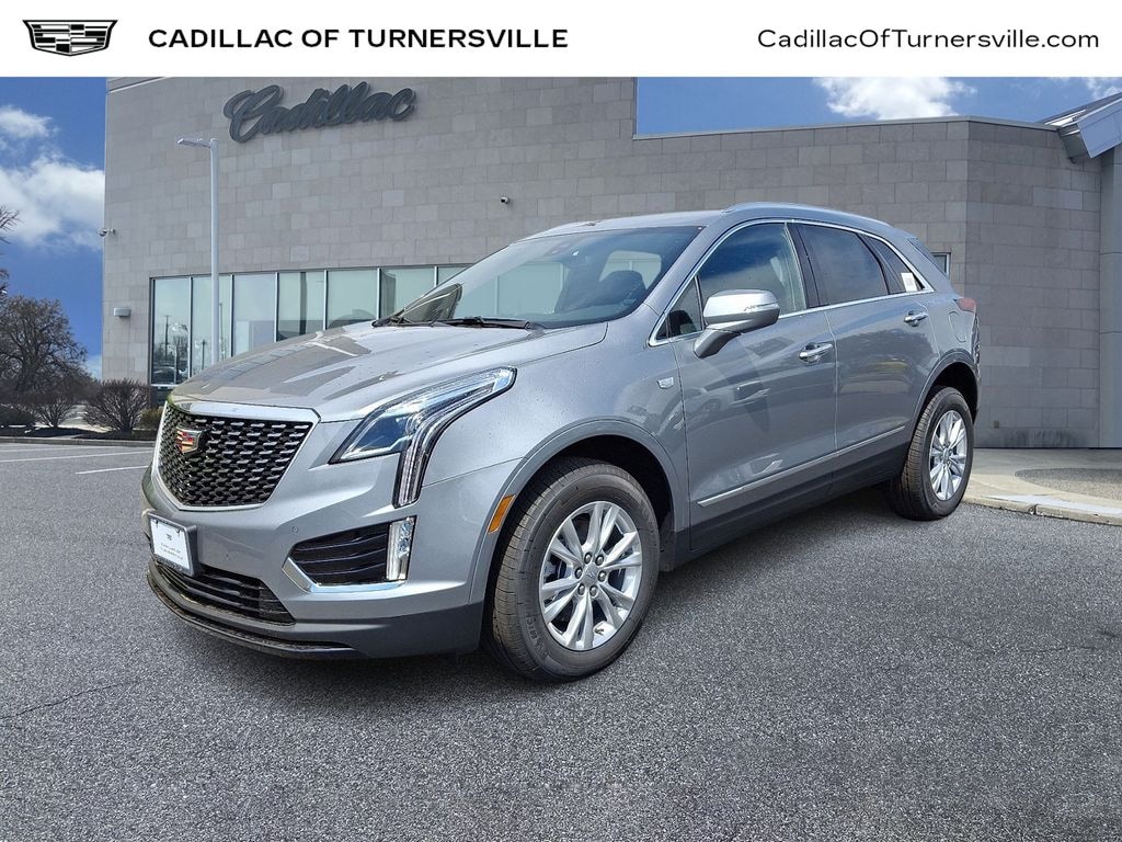 New 2026 CADILLAC XT5 Luxury SUV