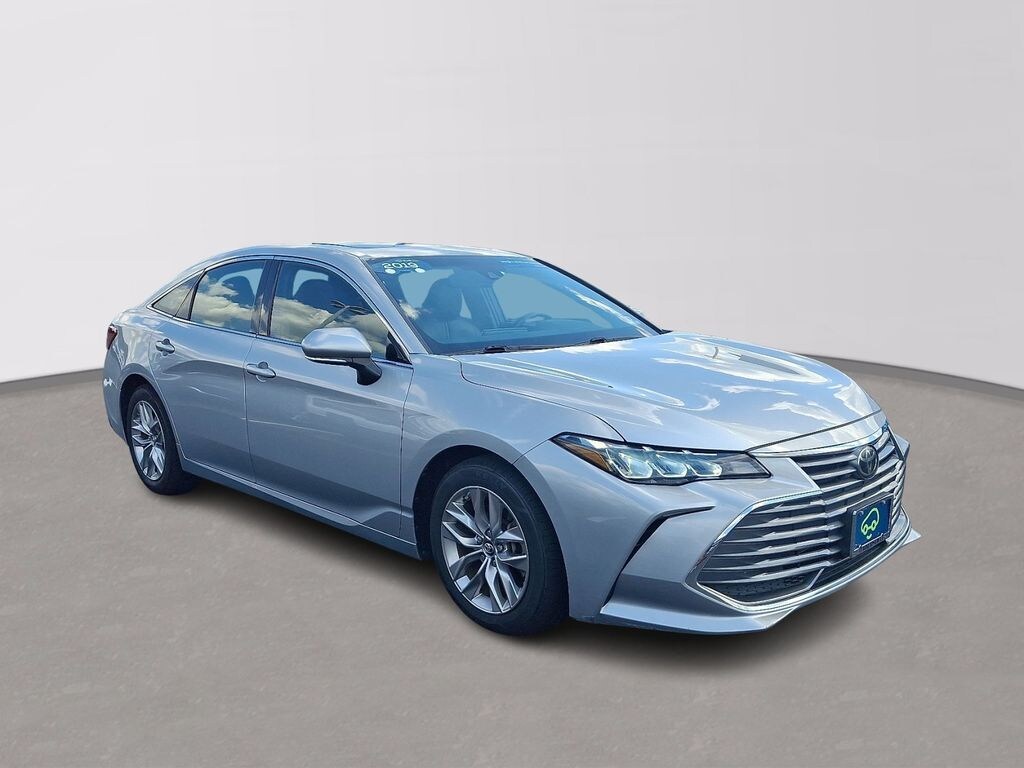 Used 2019 Toyota Avalon XLE Sedan
