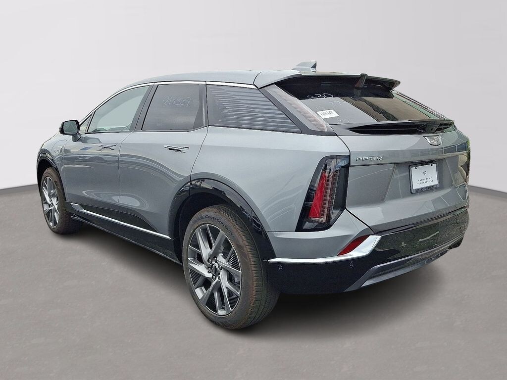 New 2027 CADILLAC OPTIQ Luxury SUV