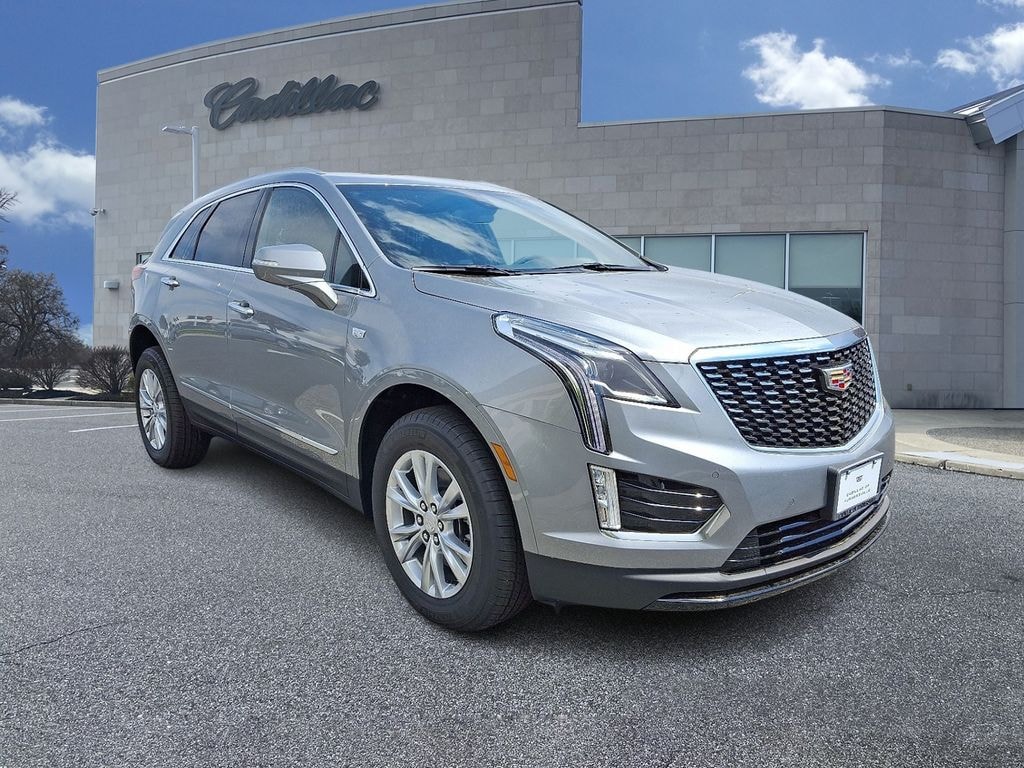 New 2026 CADILLAC XT5 Luxury SUV