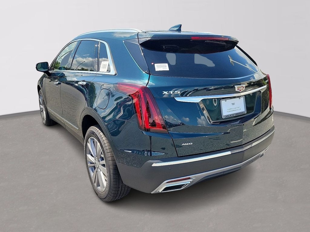 New 2025 CADILLAC XT5 Premium Luxury SUV